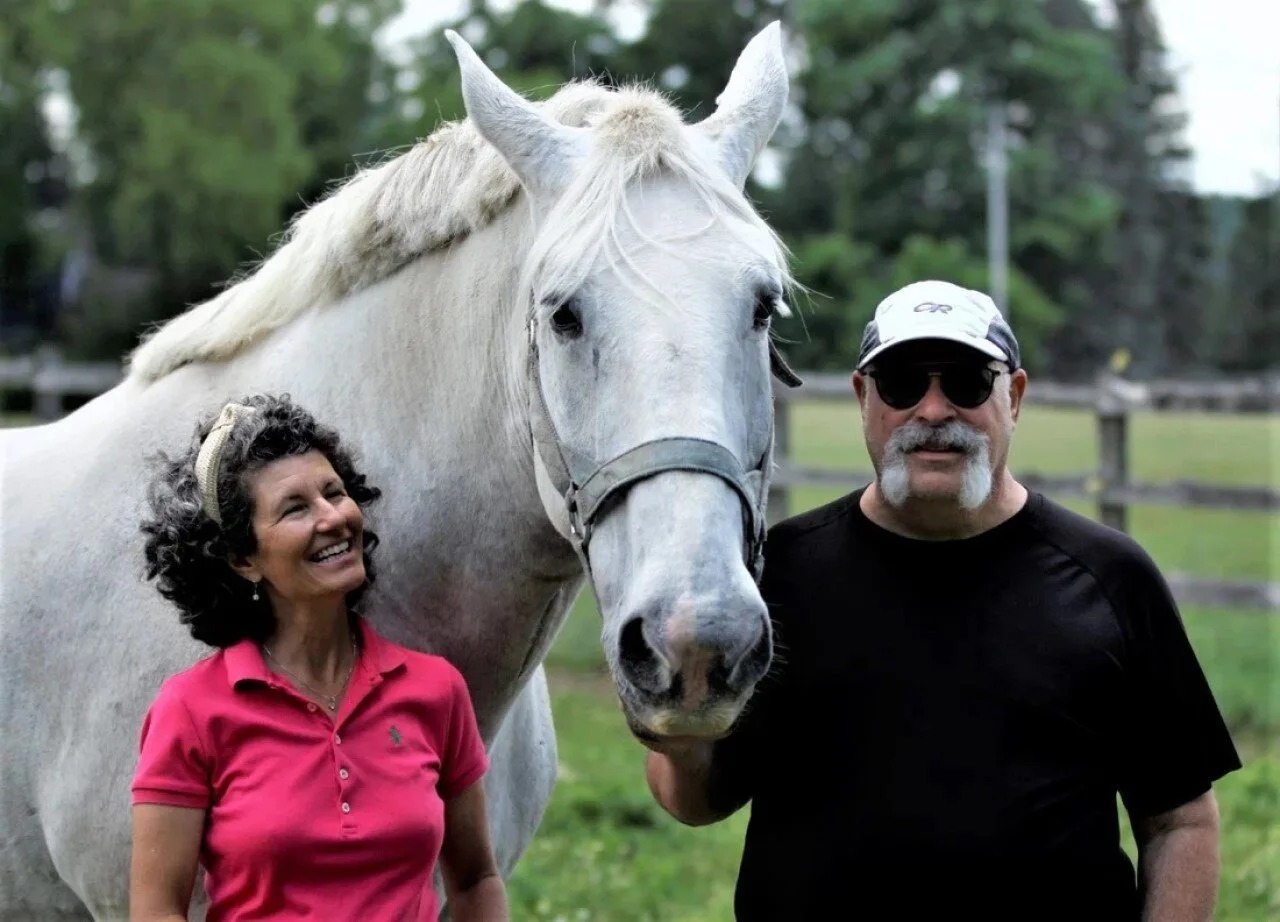 River Forest Farm, Robin & Howard M. Schwartz