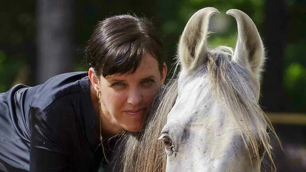 Isabelle Hasleder, India